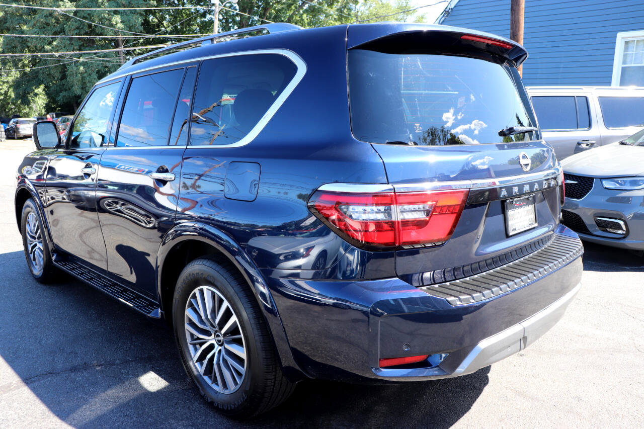 Used 2023 Nissan Armada SL w/ Captain's Chairs Package image 3