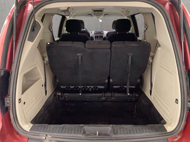 Used 2014 Dodge Grand Caravan SXT FWD image 19