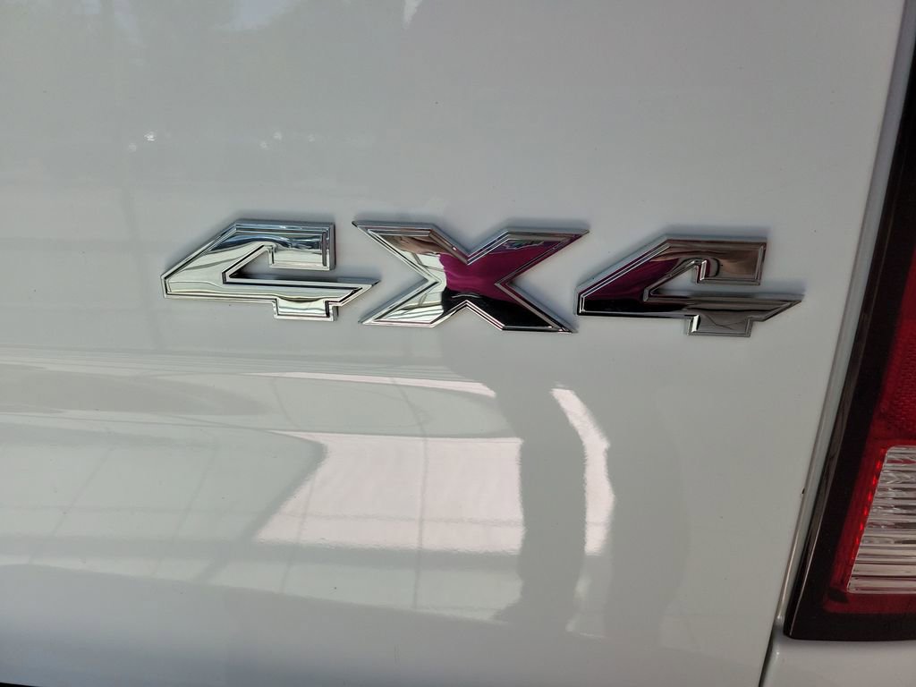 Used 2017 RAM 2500 Tradesman w/ Chrome Appearance Group AWD/4WD image 12