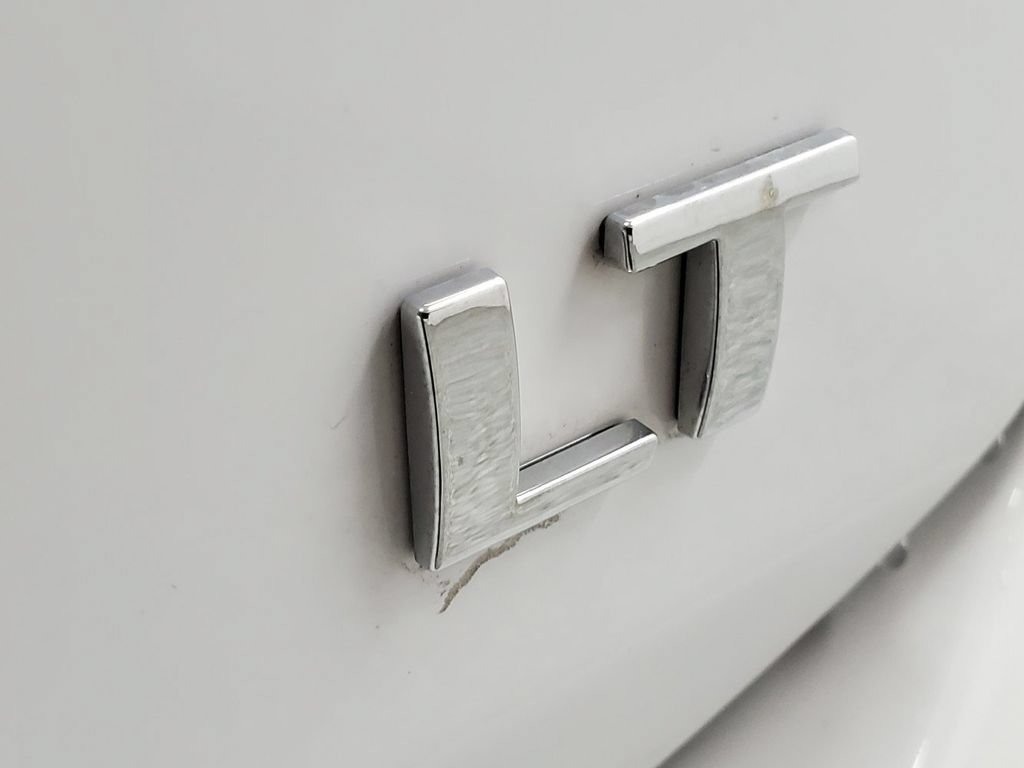 Used 2022 Chevrolet Equinox LT FWD image 24