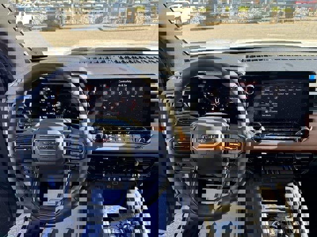 New 2026 GMC Canyon AT4 image 13