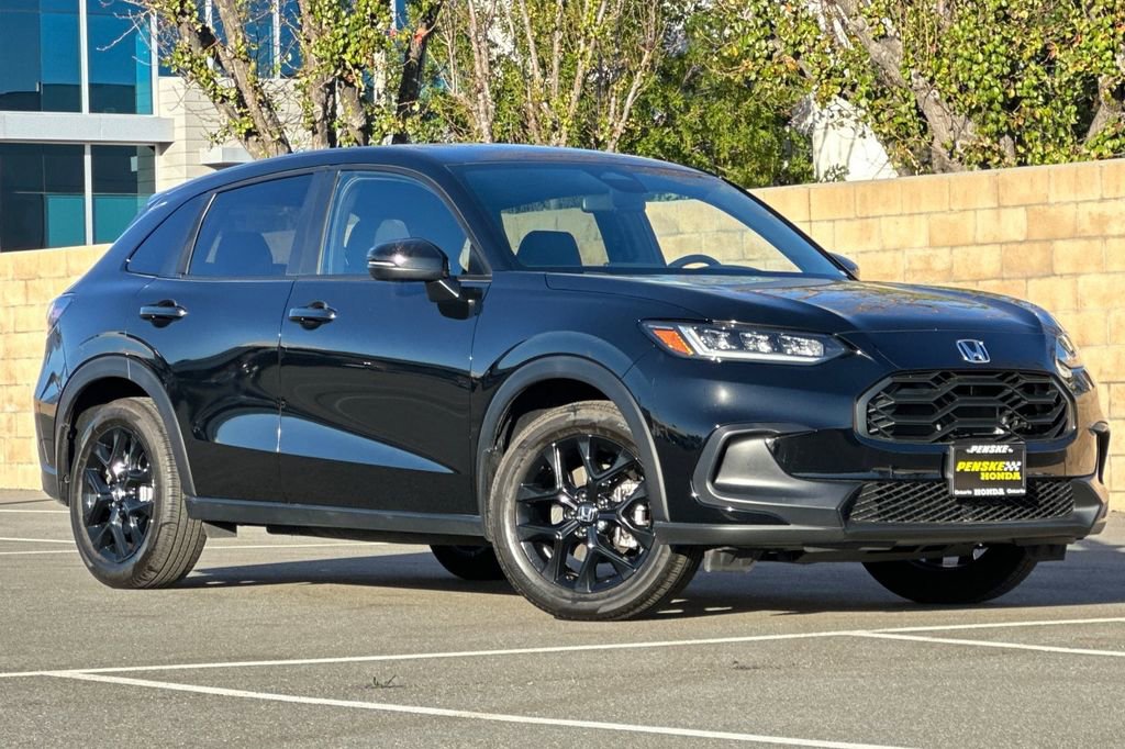 Certified 2024 Honda HR-V Sport image 2