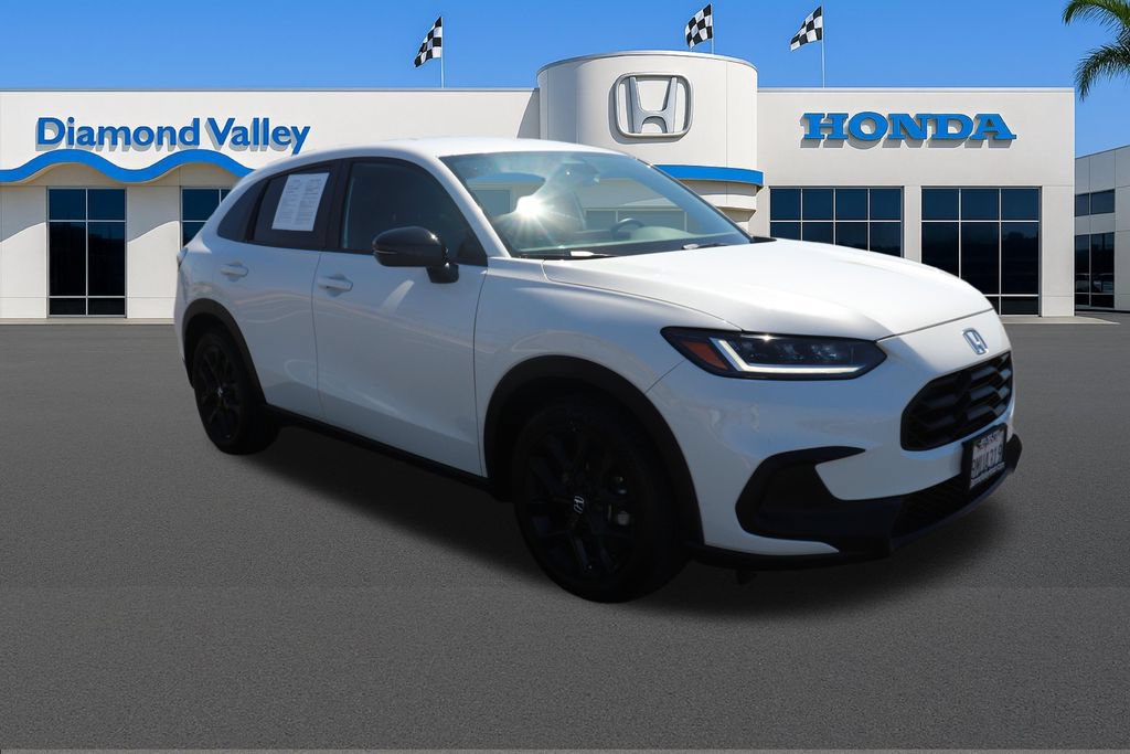 Used 2024 Honda HR-V Sport image 1