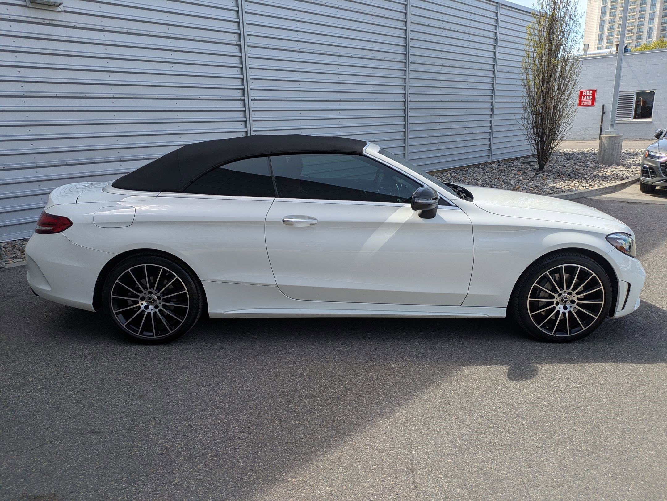 Used 2023 Mercedes-Benz C 300 4MATIC Cabriolet image 2