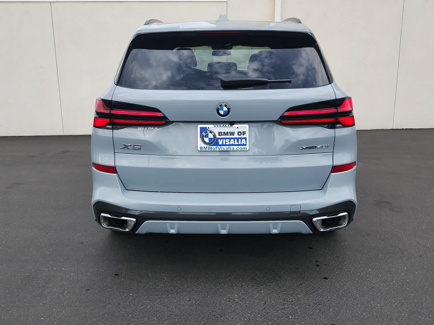New 2026 BMW X5 xDrive40i w/ M Sport Package AWD/4WD image 6