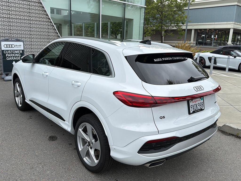 Used 2025 Audi Q5 Premium w/ Premium Plus AWD/4WD image 8