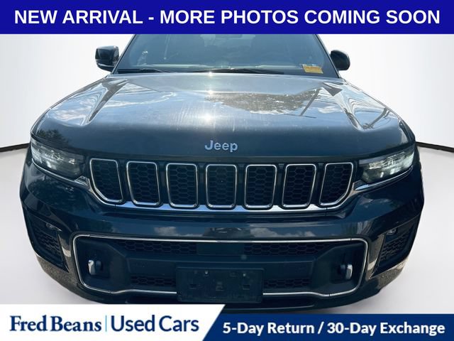 Used 2023 Jeep Grand Cherokee L Overland w/ Luxury Tech Group IV AWD/4WD image 3