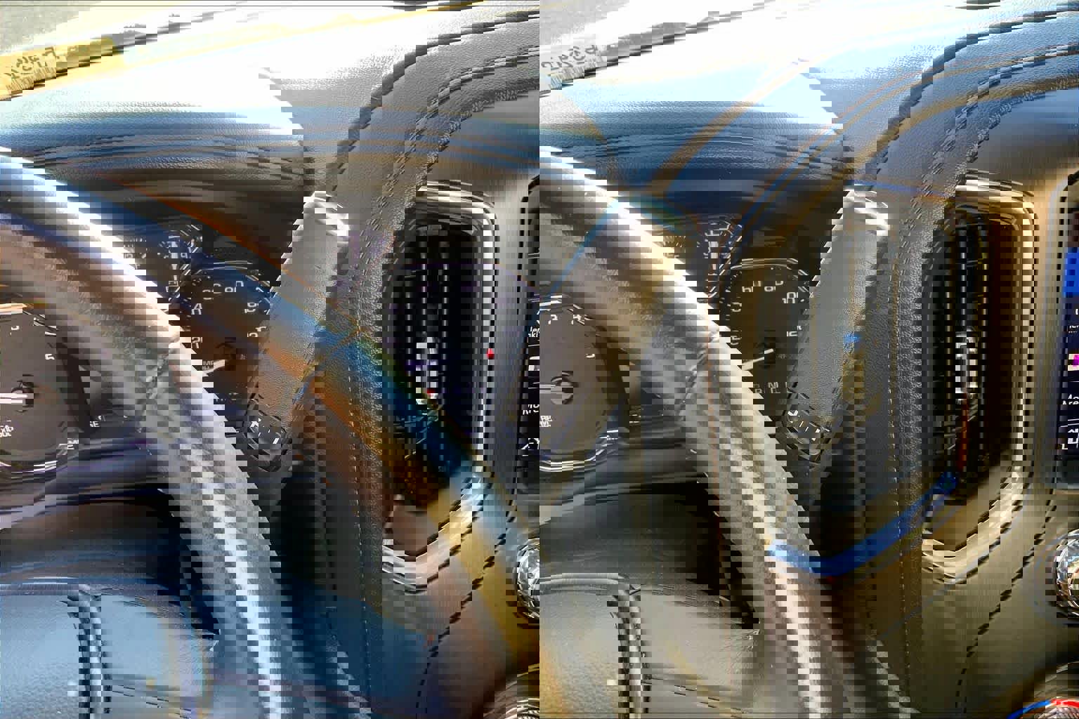 Used 2023 GMC Sierra 2500 AT4 w/ Gooseneck/5TH Wheel Package image 15