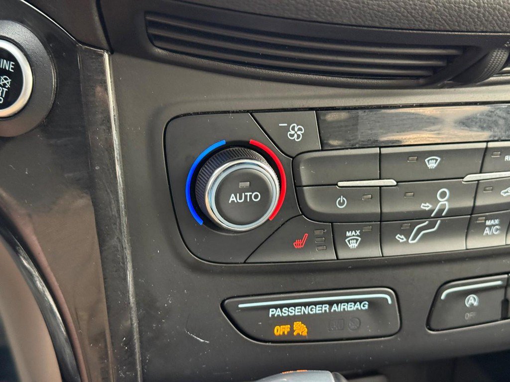 Used 2017 Ford Escape Titanium image 26