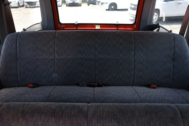 Used 2000 Dodge B3500 RWD image 29