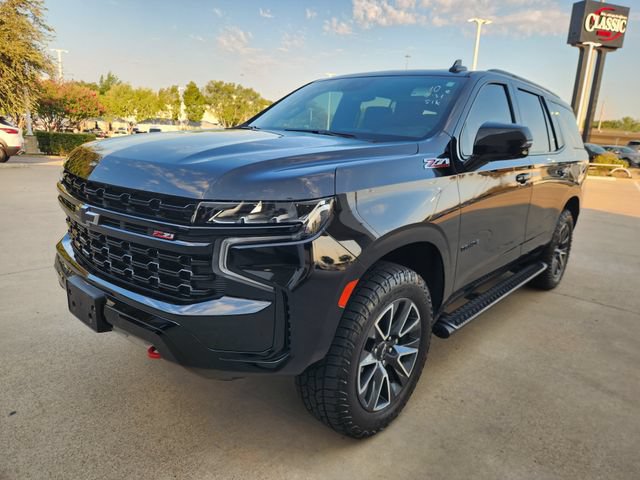 Used 2023 Chevrolet Tahoe Z71 w/ Luxury Package AWD/4WD image 3