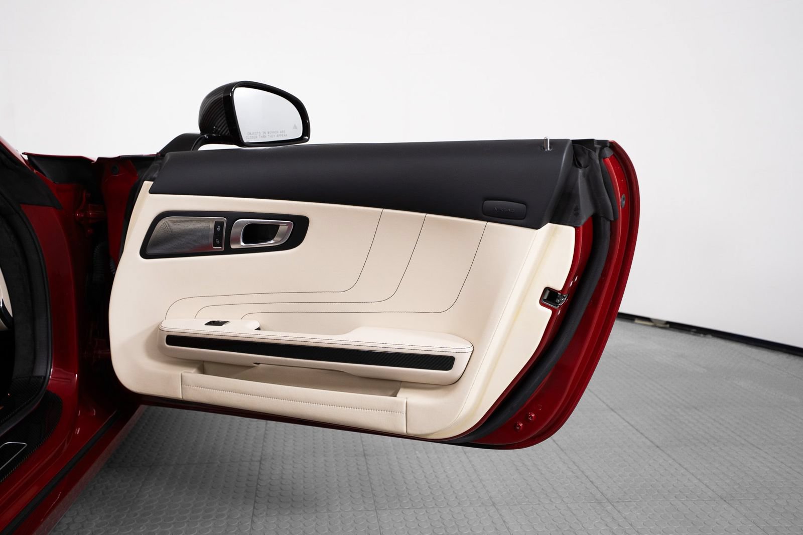 Used 2012 Mercedes-Benz SLS AMG Roadster image 27