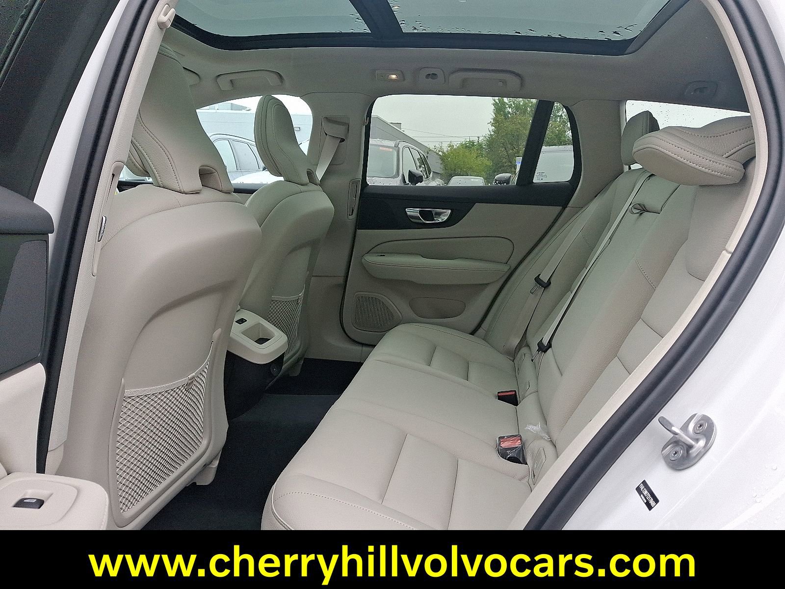 New 2026 Volvo V60 B5 Cross Country Plus w/ Protection Package Premier image 11