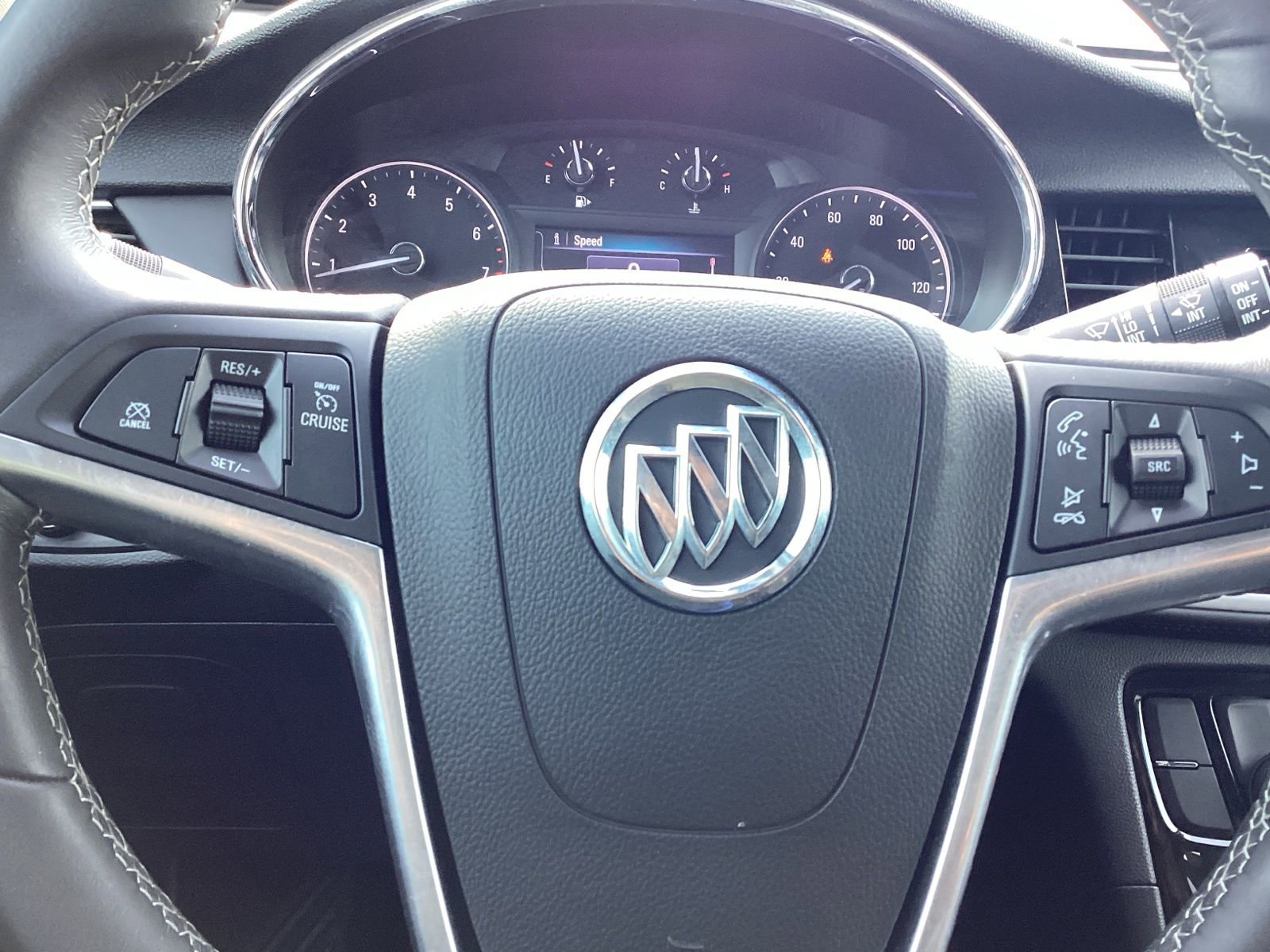 Used 2022 Buick Encore Preferred w/ Safety Package image 10