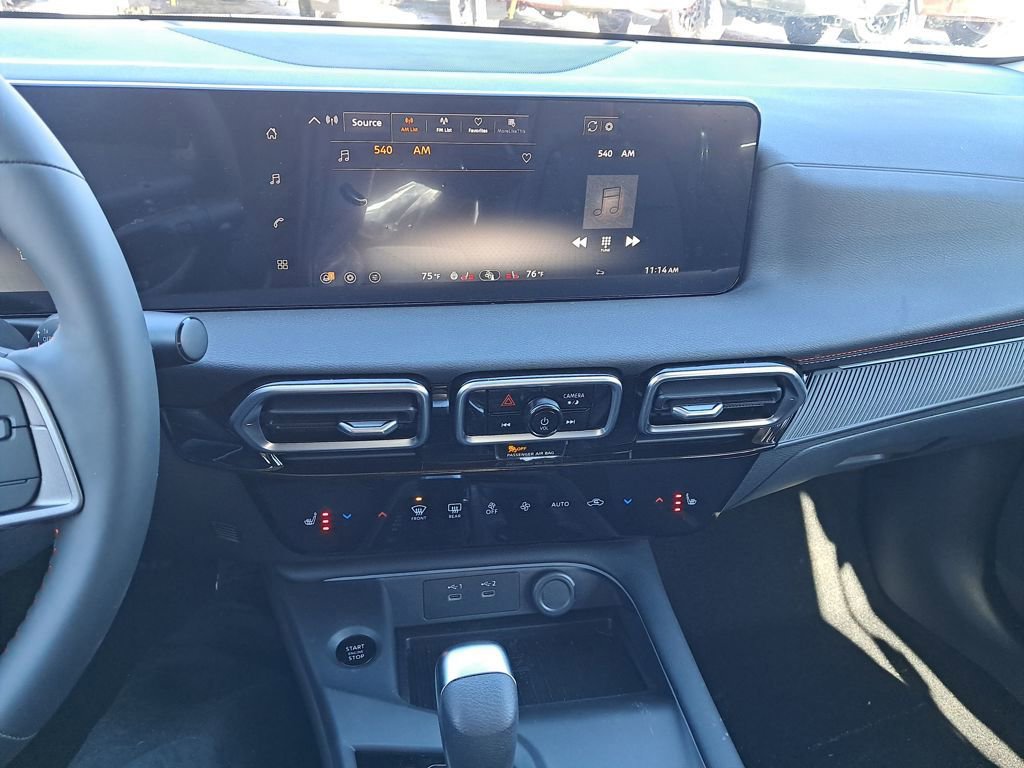 New 2026 Nissan Sentra SR w/ SR Premium Package FWD image 19