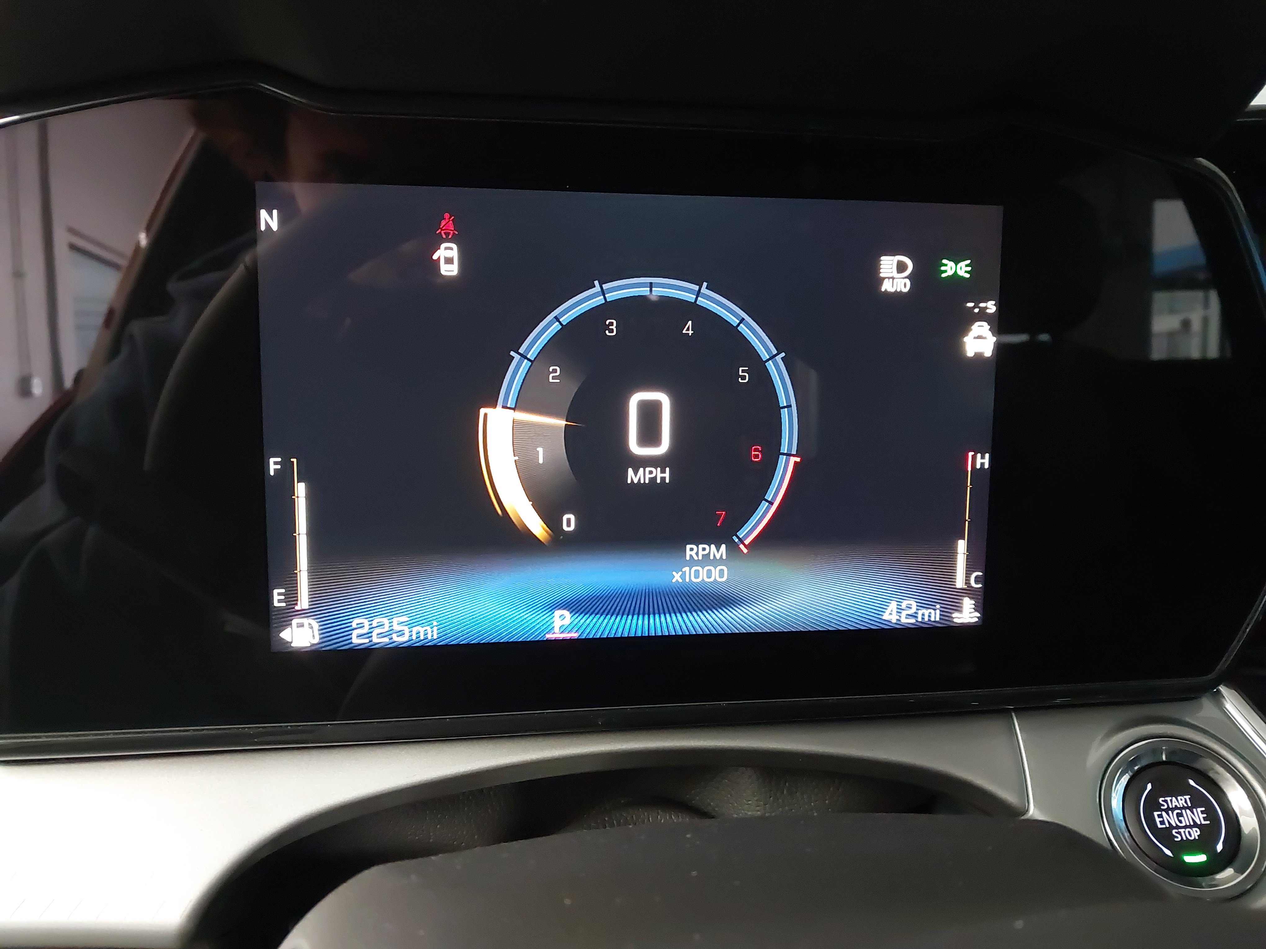 Used 2025 Chevrolet Trax LT w/ Driver Confidence Package FWD image 19