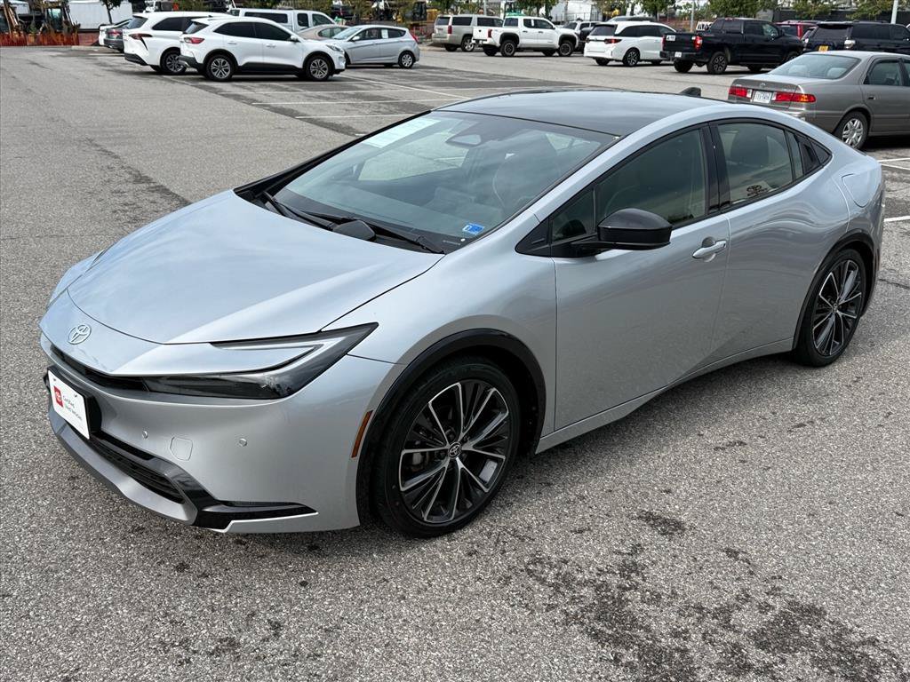 Certified 2024 Toyota Prius XLE FWD image 10