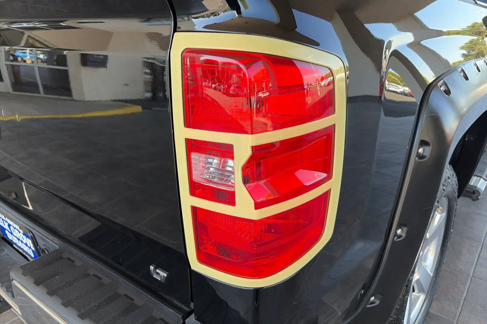 Used 2018 Chevrolet Silverado 1500 LT w/ All Star Edition RWD image 28