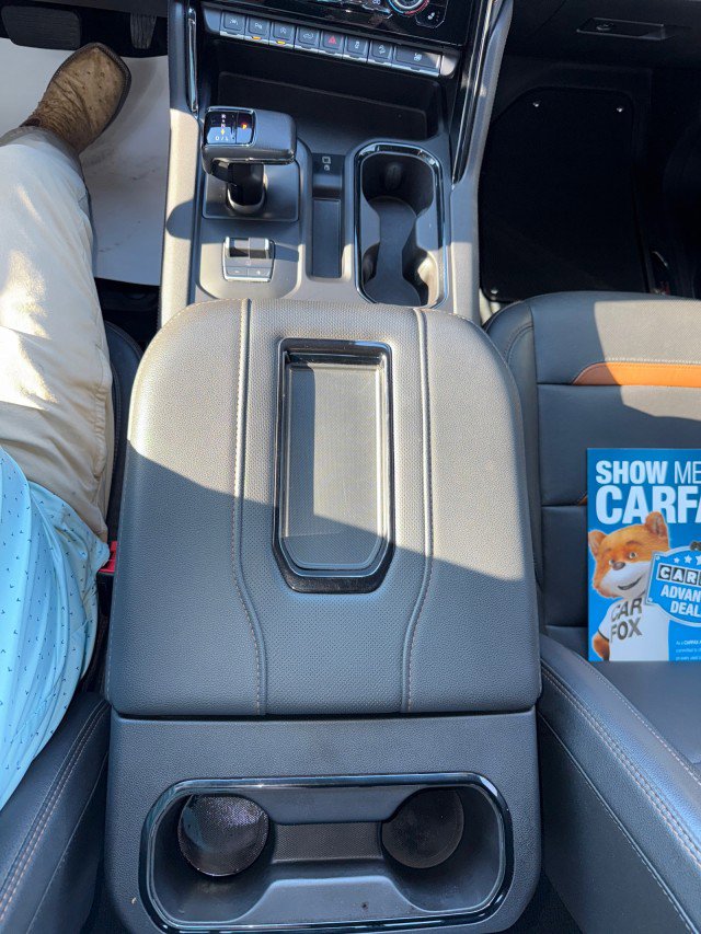 Used 2022 GMC Sierra 1500 AT4 w/ AT4 Premium Package image 20