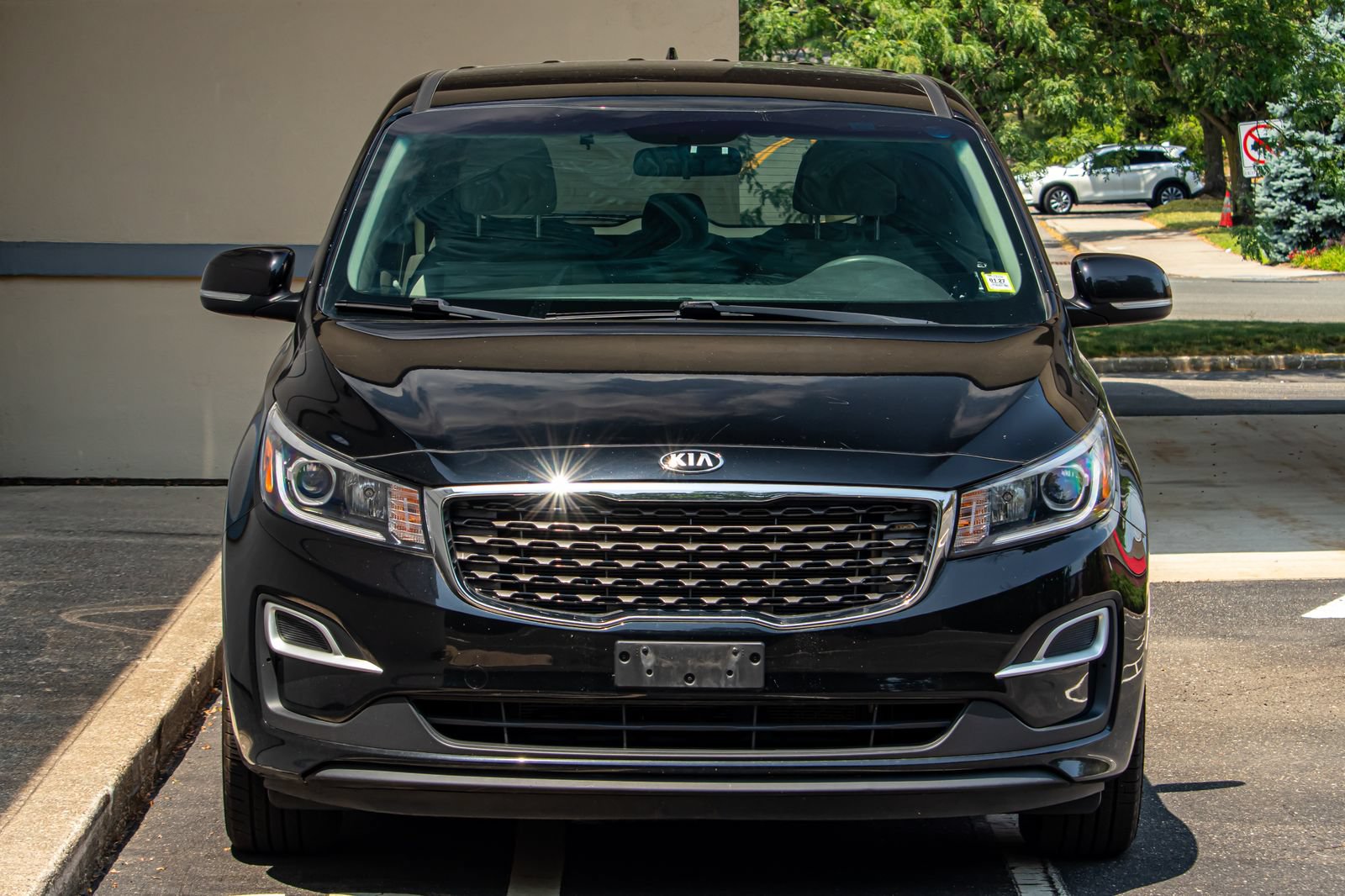 Used 2020 Kia Sedona LX FWD image 4