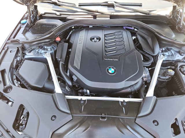 Used 2021 BMW 540i w/ Premium Package image 26