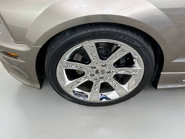 Used 2005 Ford Mustang GT RWD image 27