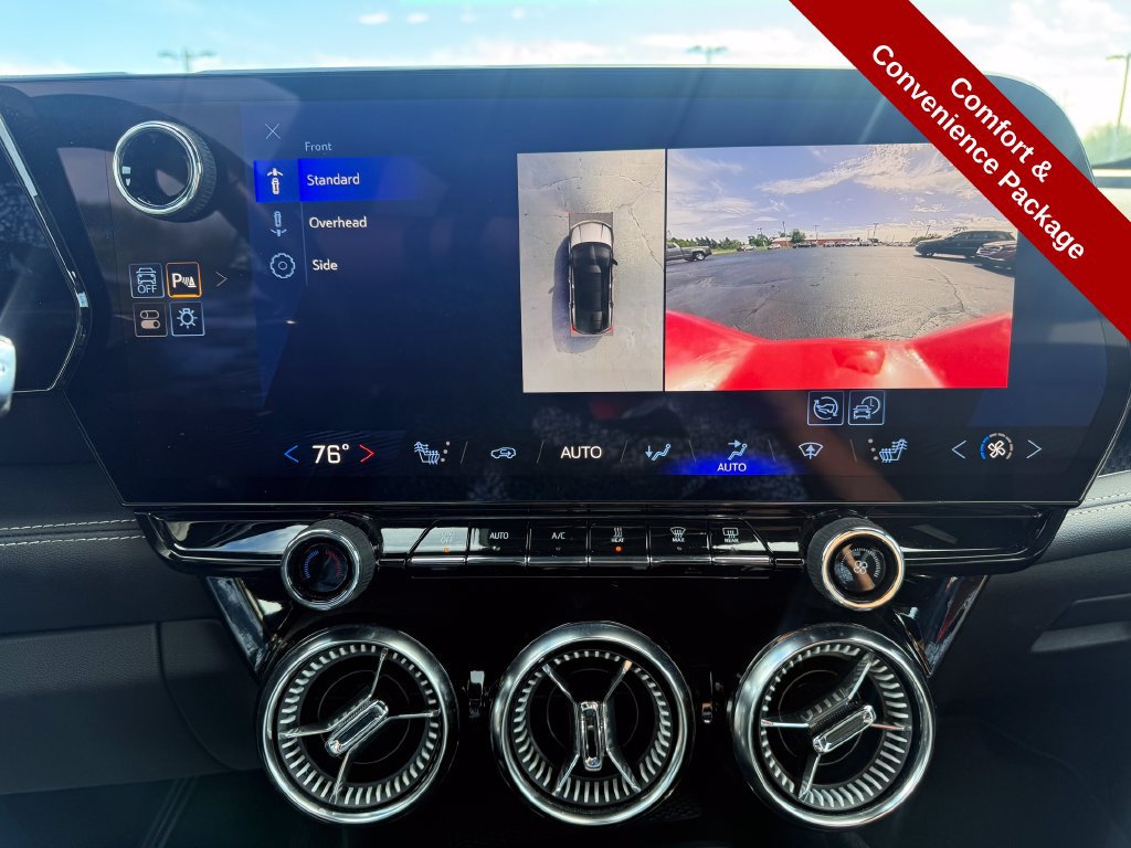 Used 2024 Chevrolet Blazer EV LT AWD/4WD image 28