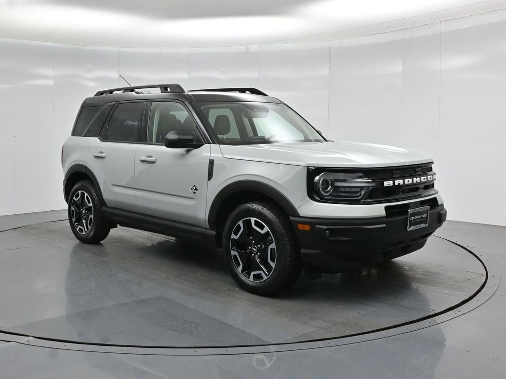 Certified 2022 Ford Bronco Sport Outer Banks w/ Tech Package AWD/4WD image 61