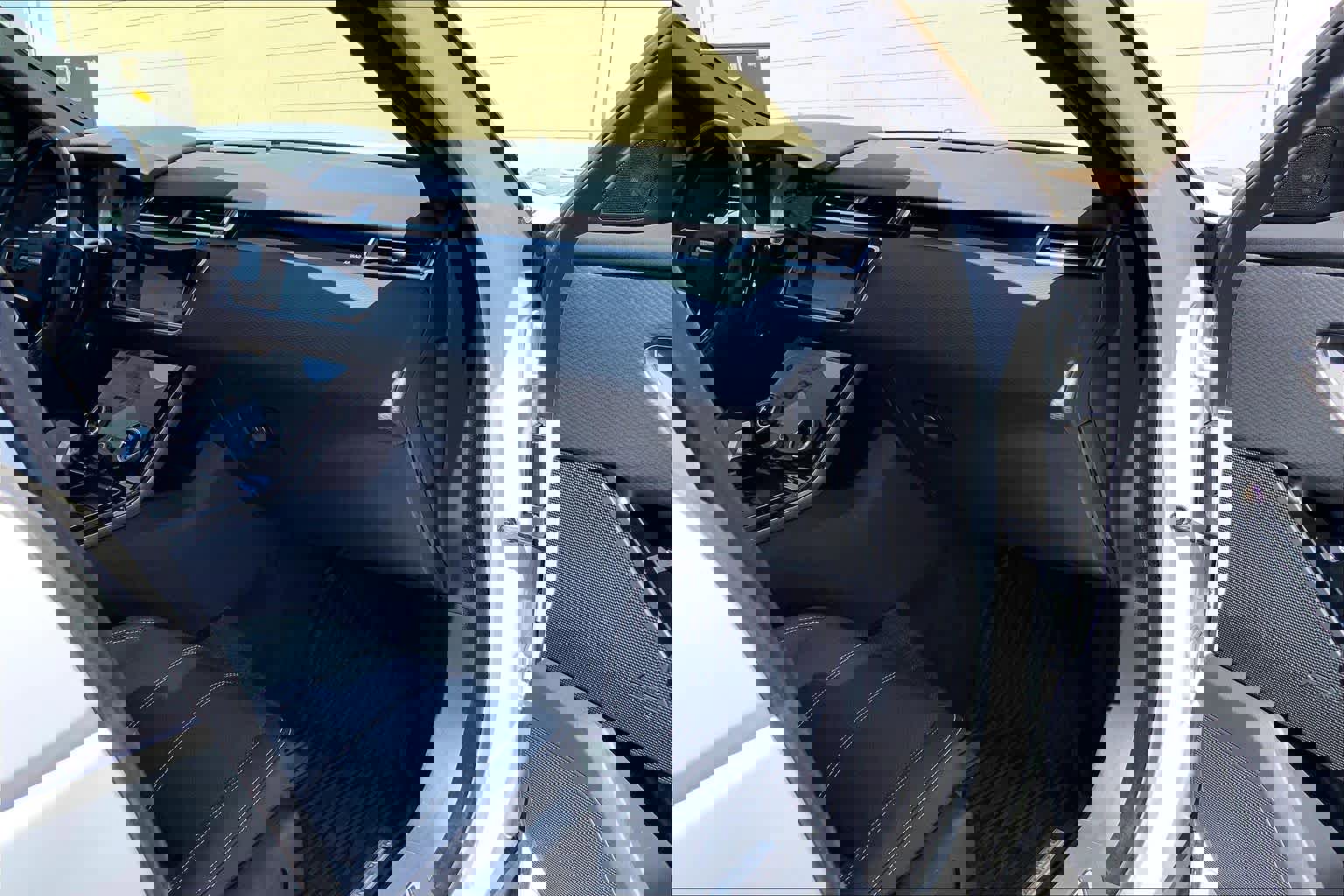 Used 2023 Land Rover Range Rover Velar R-Dynamic S AWD/4WD image 19