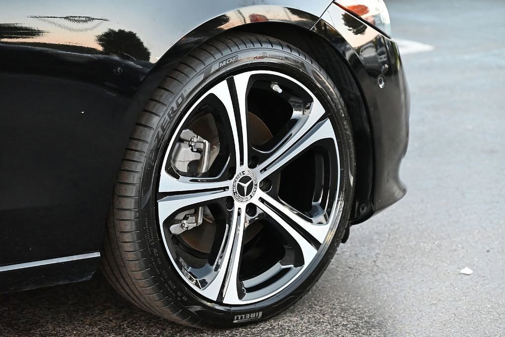 Certified 2023 Mercedes-Benz C 300 Sedan image 7