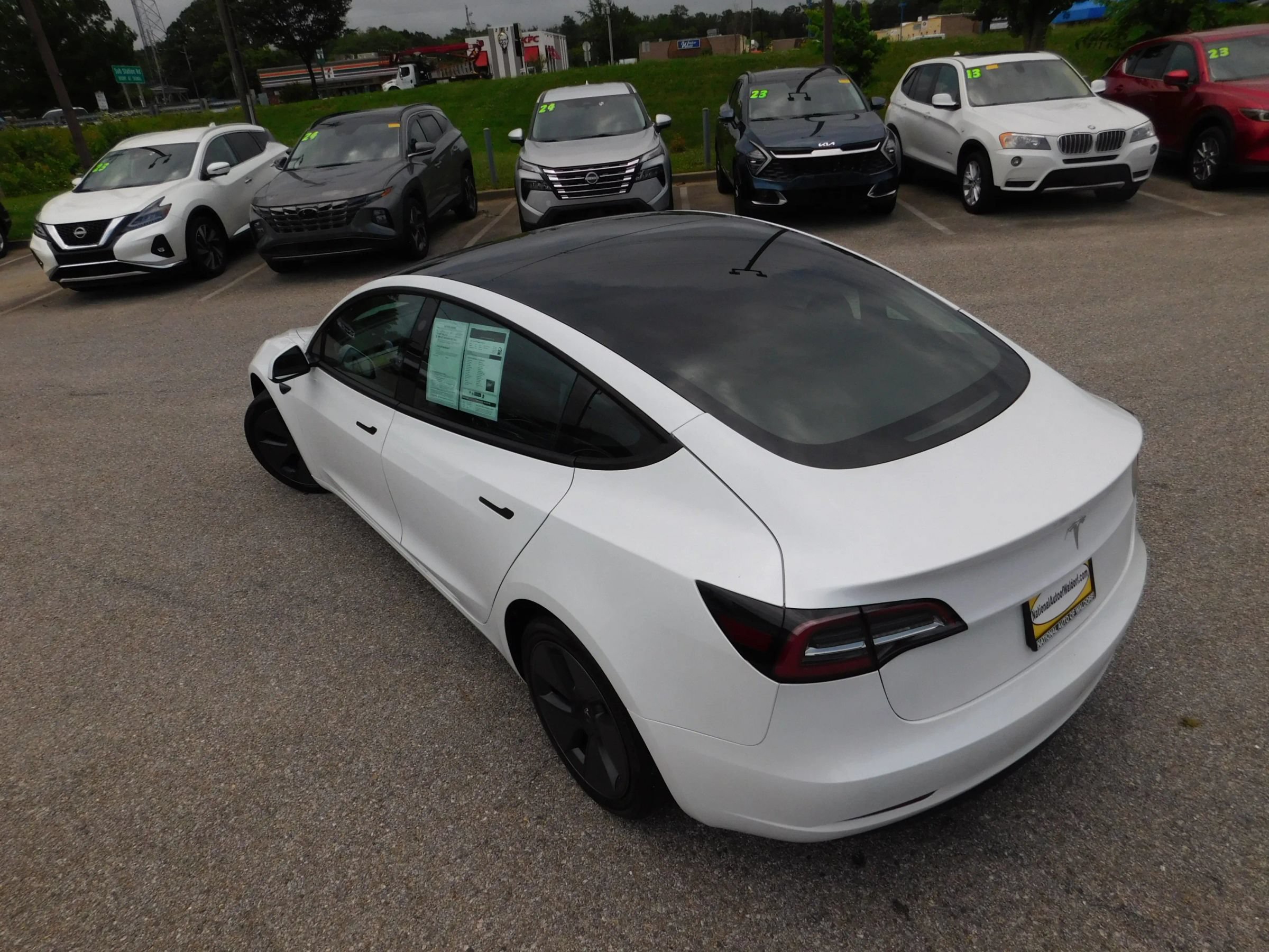 Used 2023 Tesla Model 3 Standard Range RWD image 7
