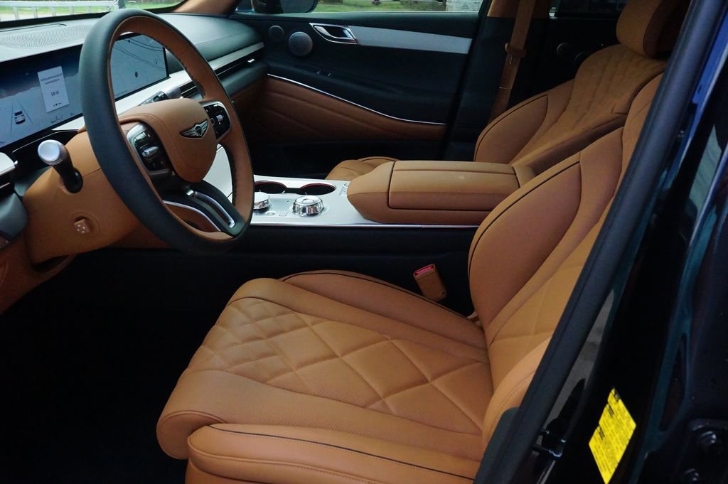 New 2025 Genesis GV80 3.5T Prestige image 15