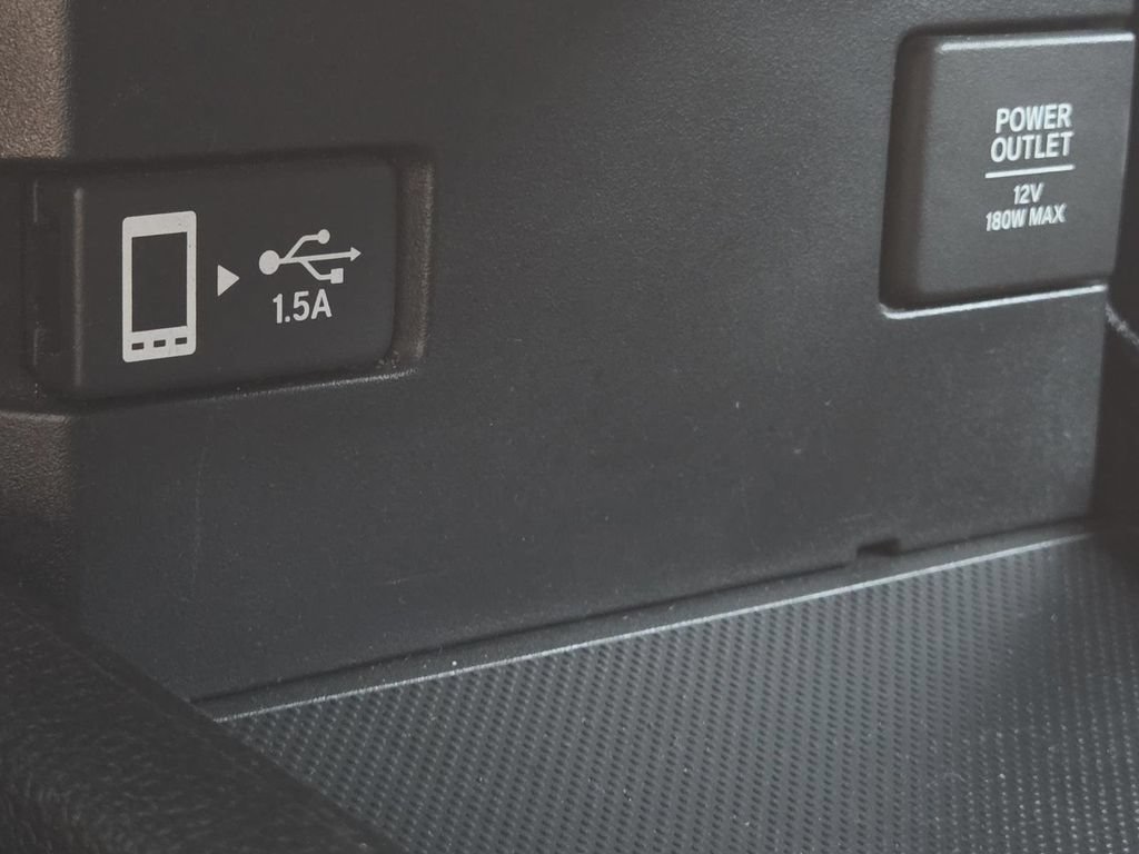 Used 2020 Honda Civic Sport image 29