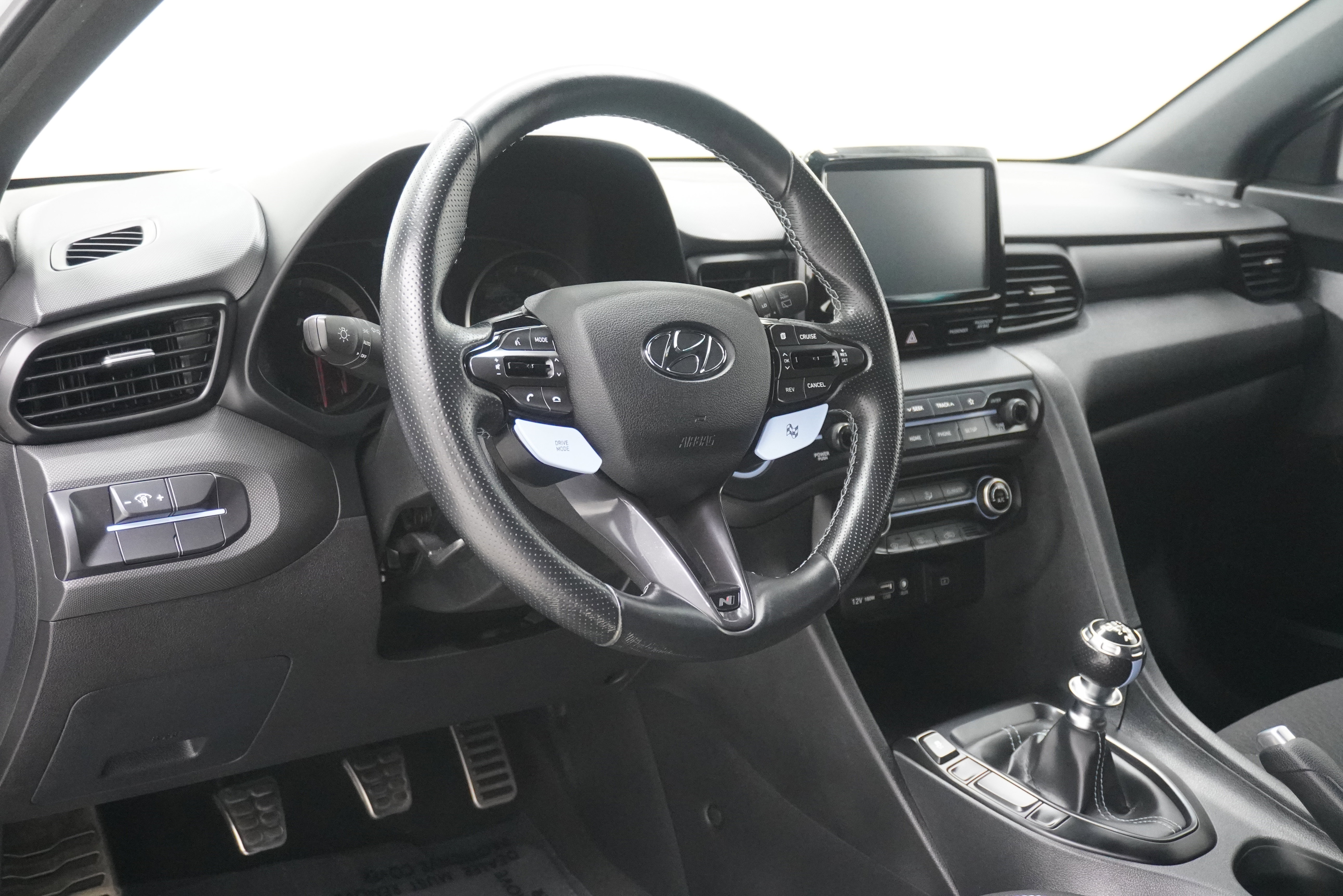 Used 2020 Hyundai Veloster N w/ Performance Package FWD image 10