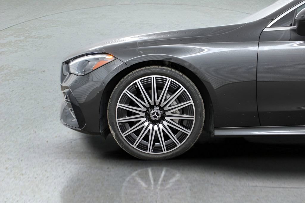 Used 2025 Mercedes-Benz CLE 300 4MATIC Coupe image 9