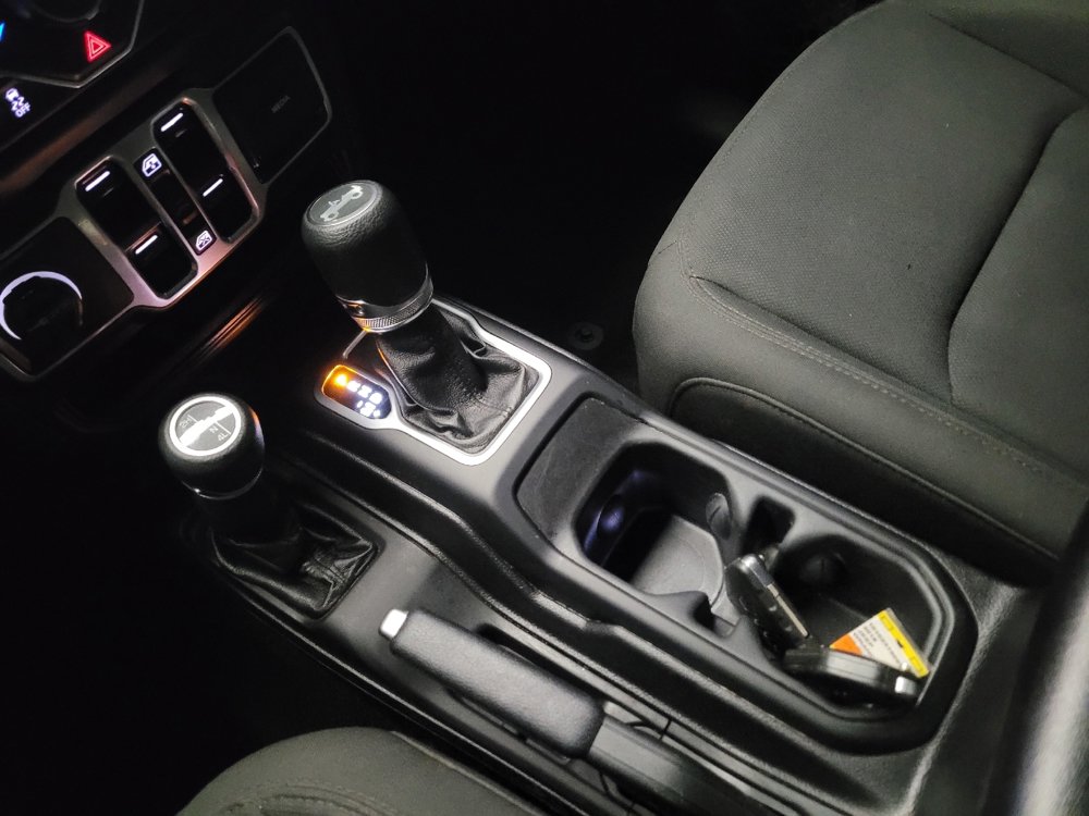 Used 2018 Jeep Wrangler Unlimited Sport S AWD/4WD image 26