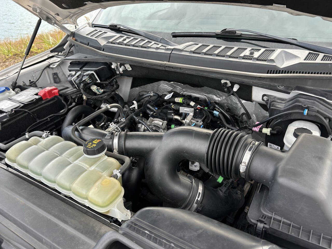 Used 2020 Ford F150 Lariat w/ Equipment Group 501A Mid image 37