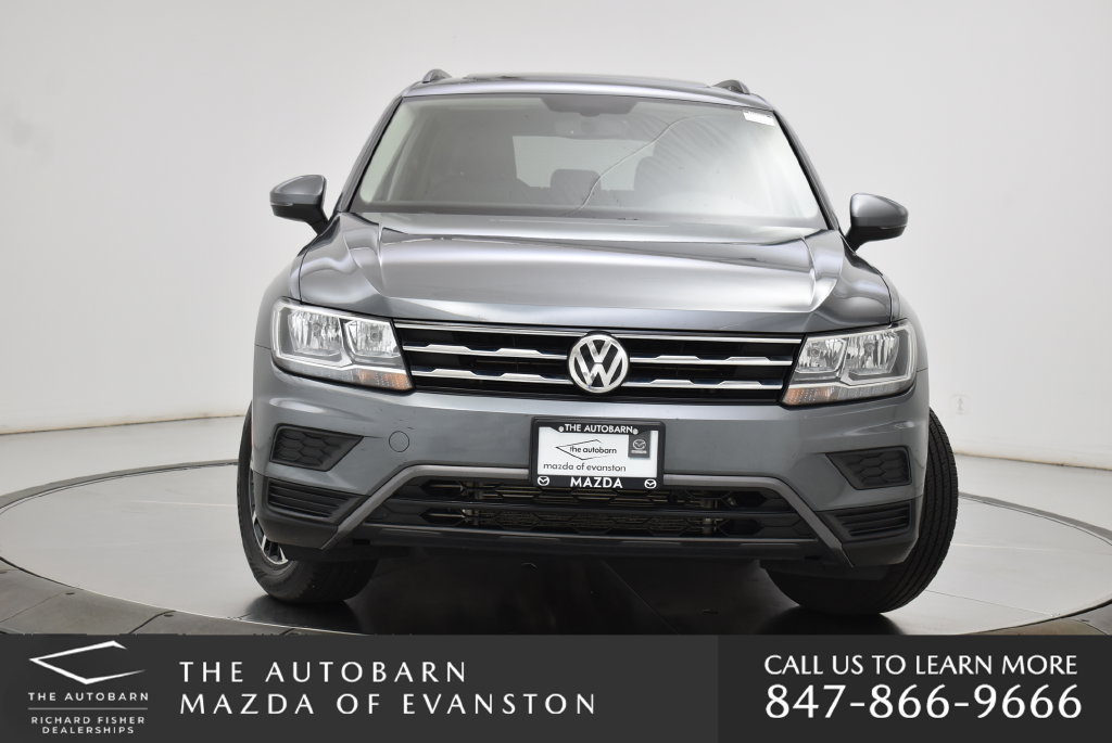 Used 2021 Volkswagen Tiguan SE w/ Panoramic Sunroof Package AWD/4WD image 3