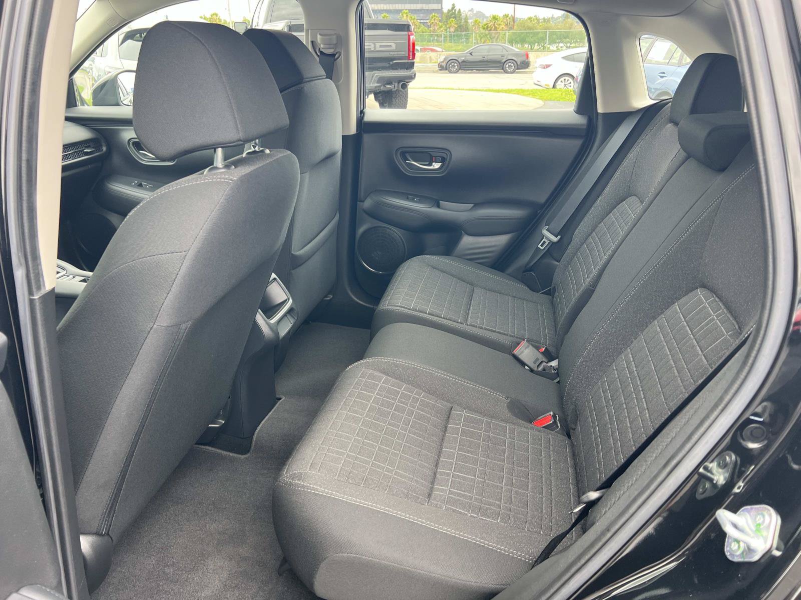 Certified 2025 Honda HR-V LX image 20