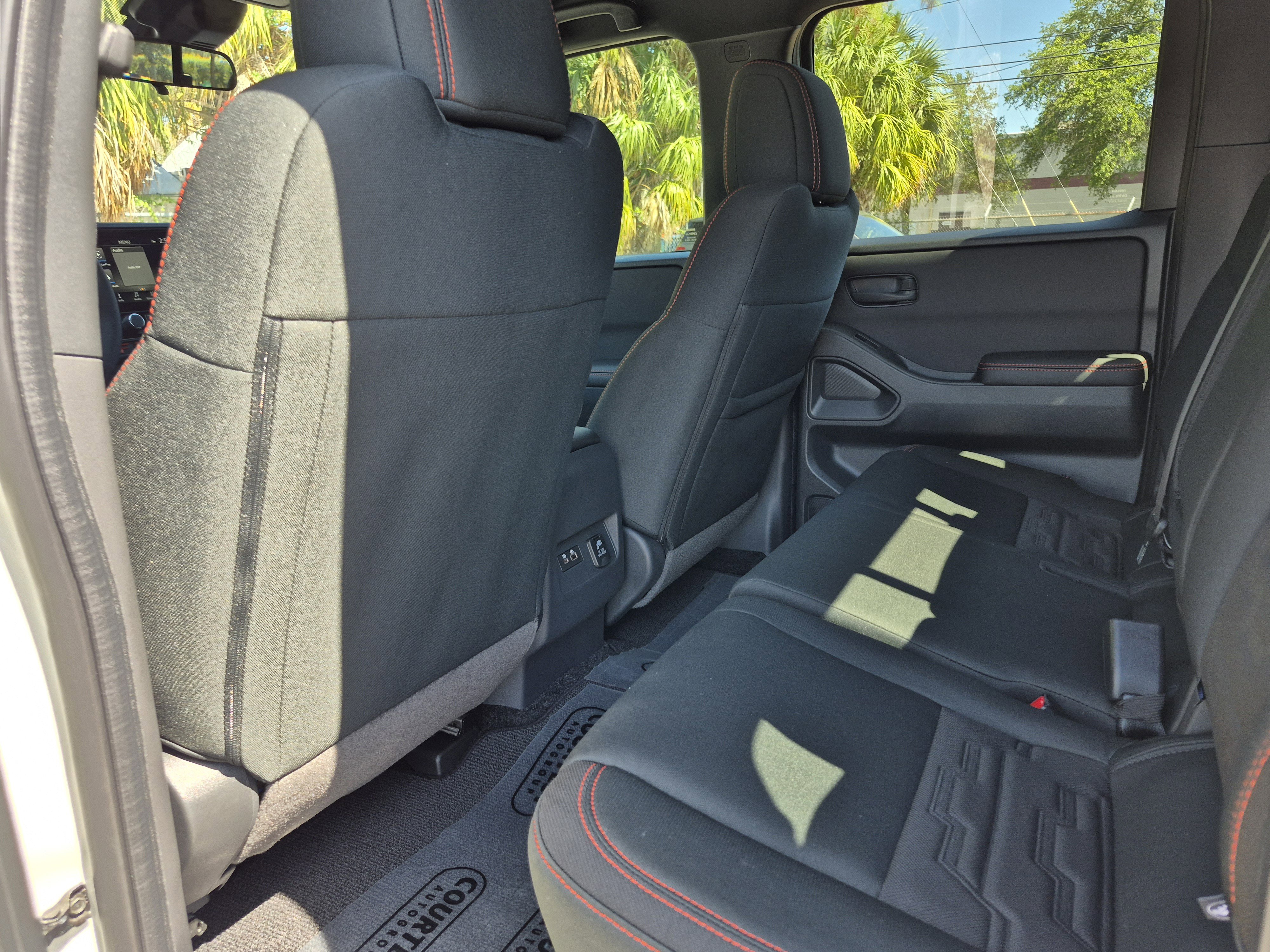 New 2026 Nissan Frontier Pro-X w/ Pro-X Convenience Package RWD image 18