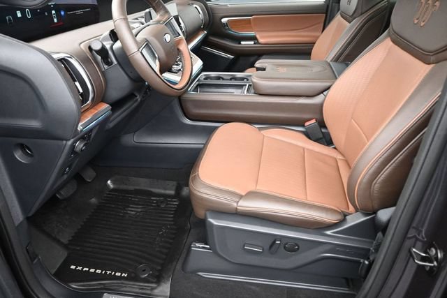 Certified 2025 Ford Expedition Max King Ranch AWD/4WD image 10