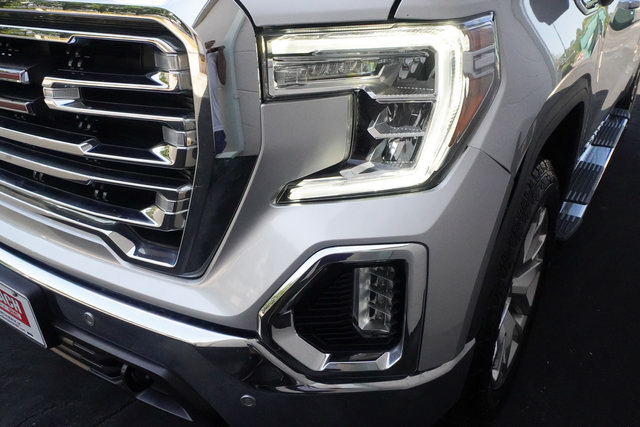 Used 2022 GMC Sierra 1500 SLT w/ SLT Premium Plus Package AWD/4WD image 32