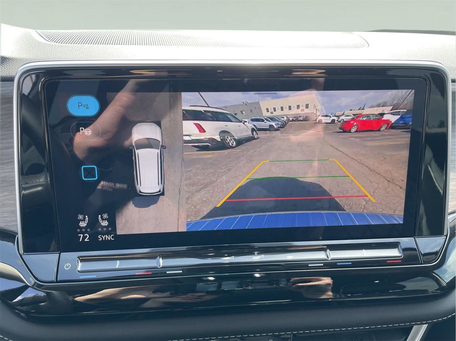 Used 2024 Volkswagen Atlas SEL Premium R-Line image 29