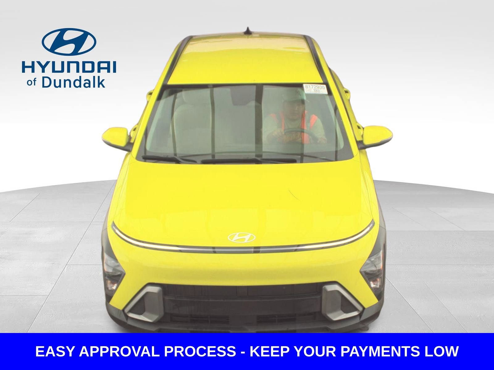 Used 2024 Hyundai Kona SEL w/ Convenience Package image 2