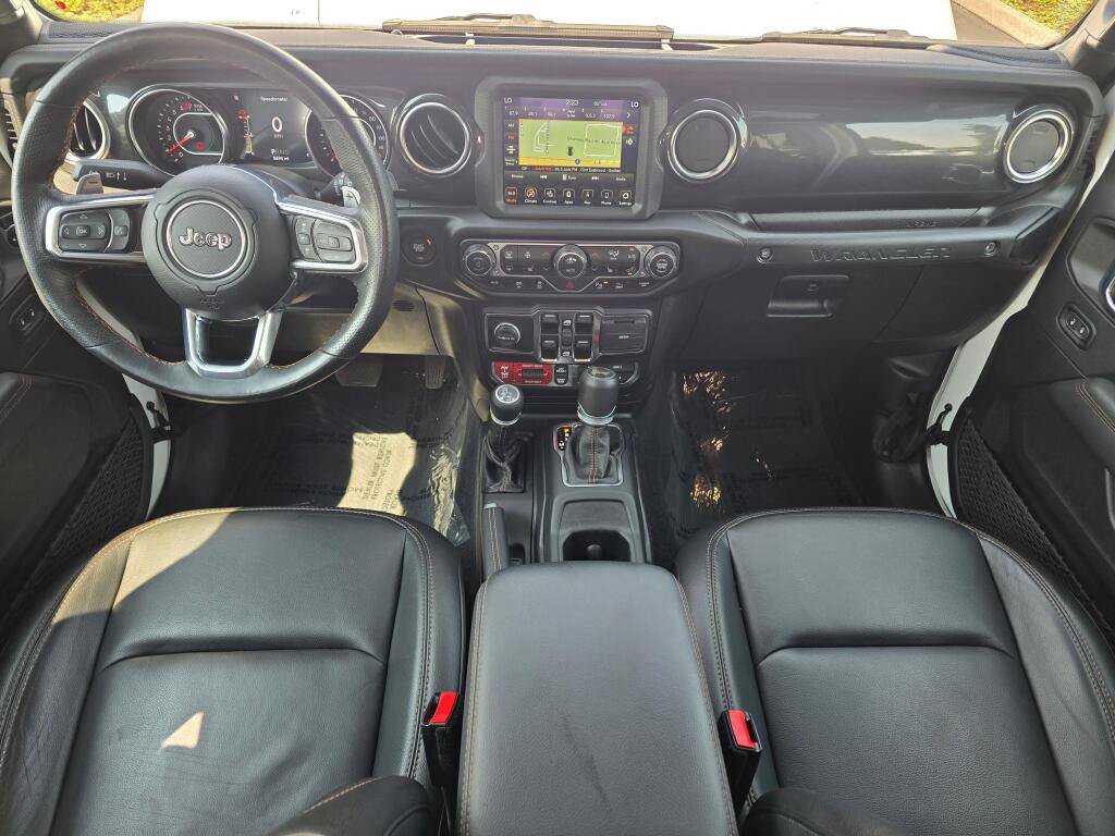 Used 2021 Jeep Wrangler Unlimited Rubicon w/ Dual Top Group AWD/4WD image 17