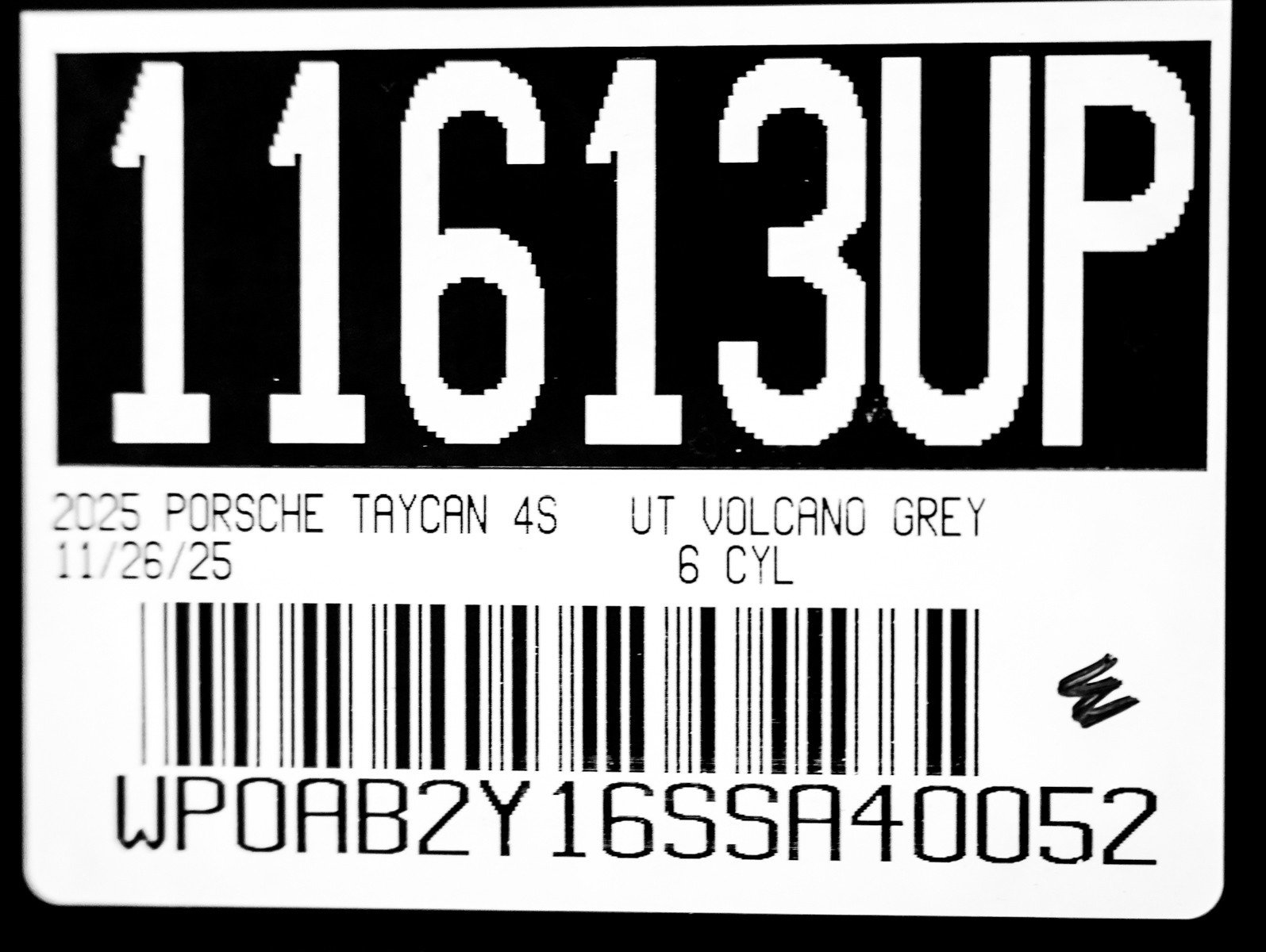 Certified 2025 Porsche Taycan 4S w/ Premium Package image 28