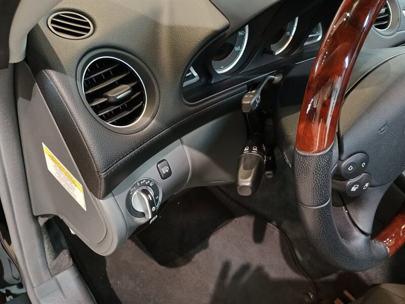 Used 2006 Mercedes-Benz SL 500 image 15