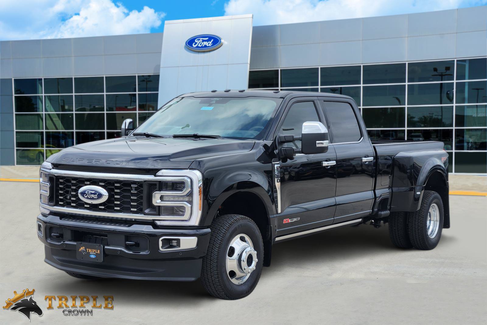 New 2026 Ford F350 Platinum w/ Platinum Plus Package AWD/4WD image 2