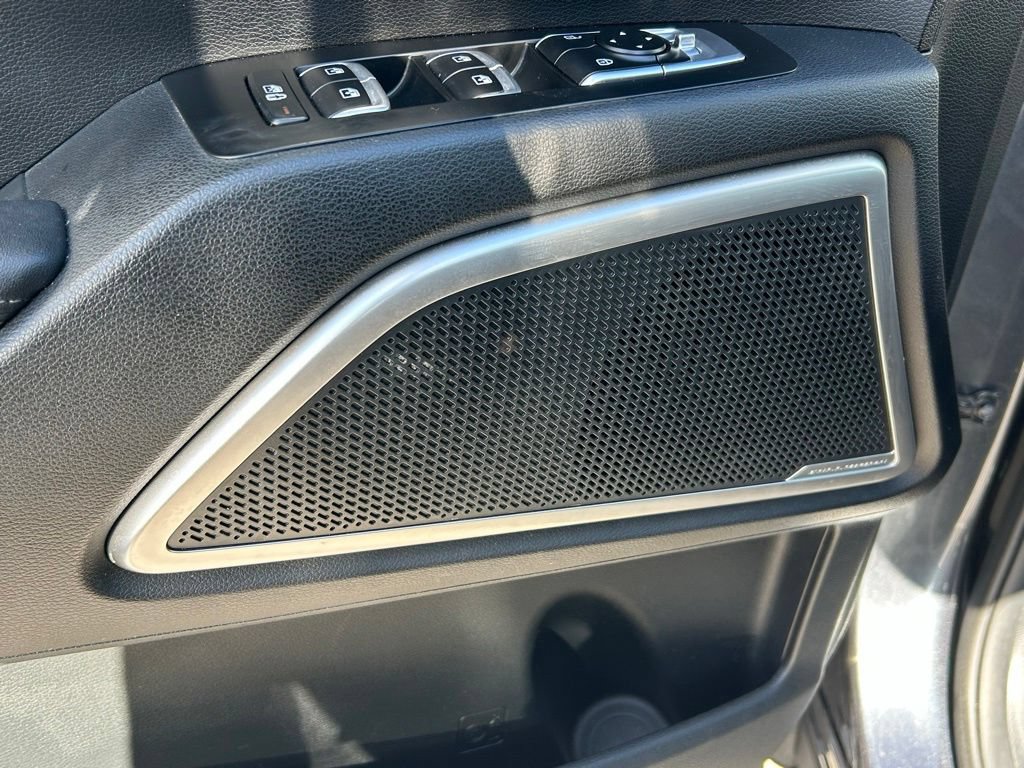 Used 2023 Kia Telluride LX FWD image 19