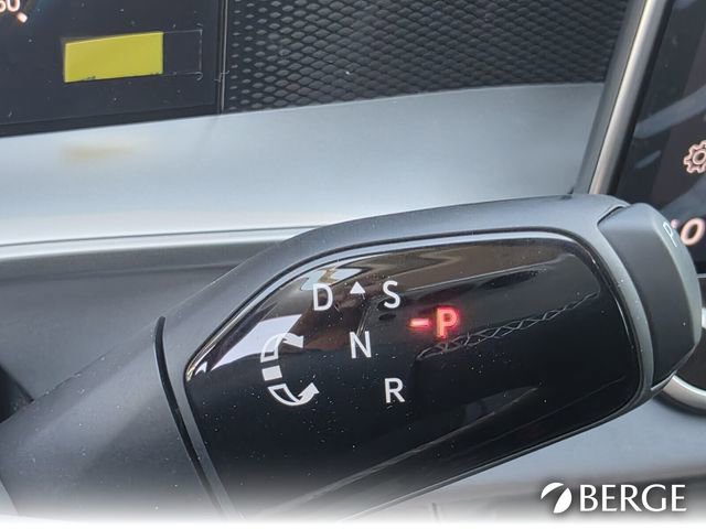 New 2025 Volkswagen Tiguan SE image 19